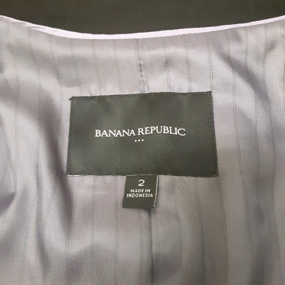 NWOT BR black suit jacket, size 2 - Picture 4 of 4